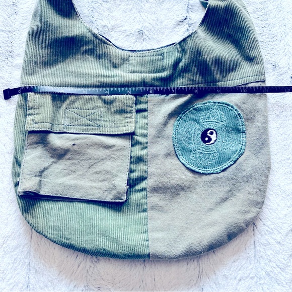 Hippy boho purse with ying yang patch green - Picture 8 of 9